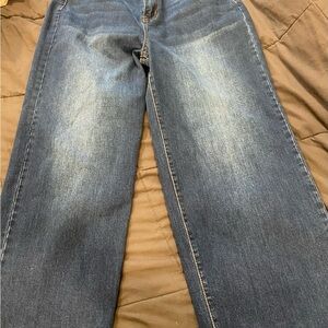 TODAY ONLY. 2 FOR $6 ON ITEMS LISTED FOR $4!!!! FREE GIFT!